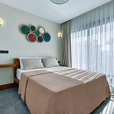 Meruno Hotel *